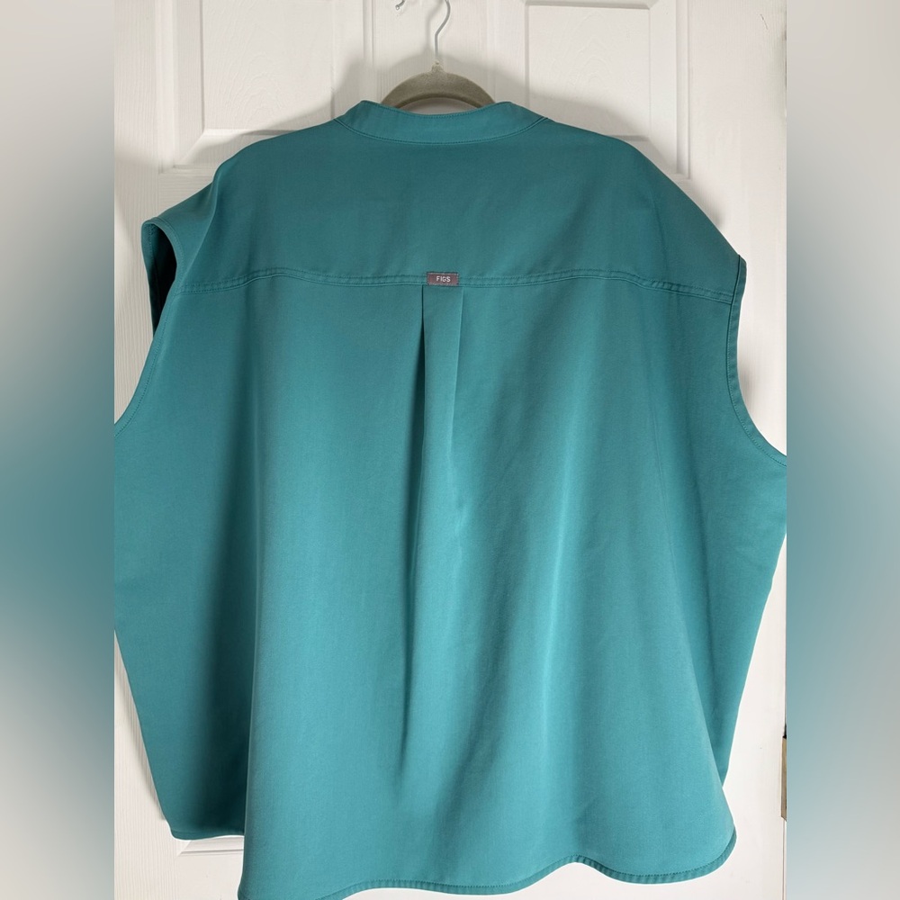 Figs Rafaela 4XL Oversized Scrub Top - Picture 6 of 7
